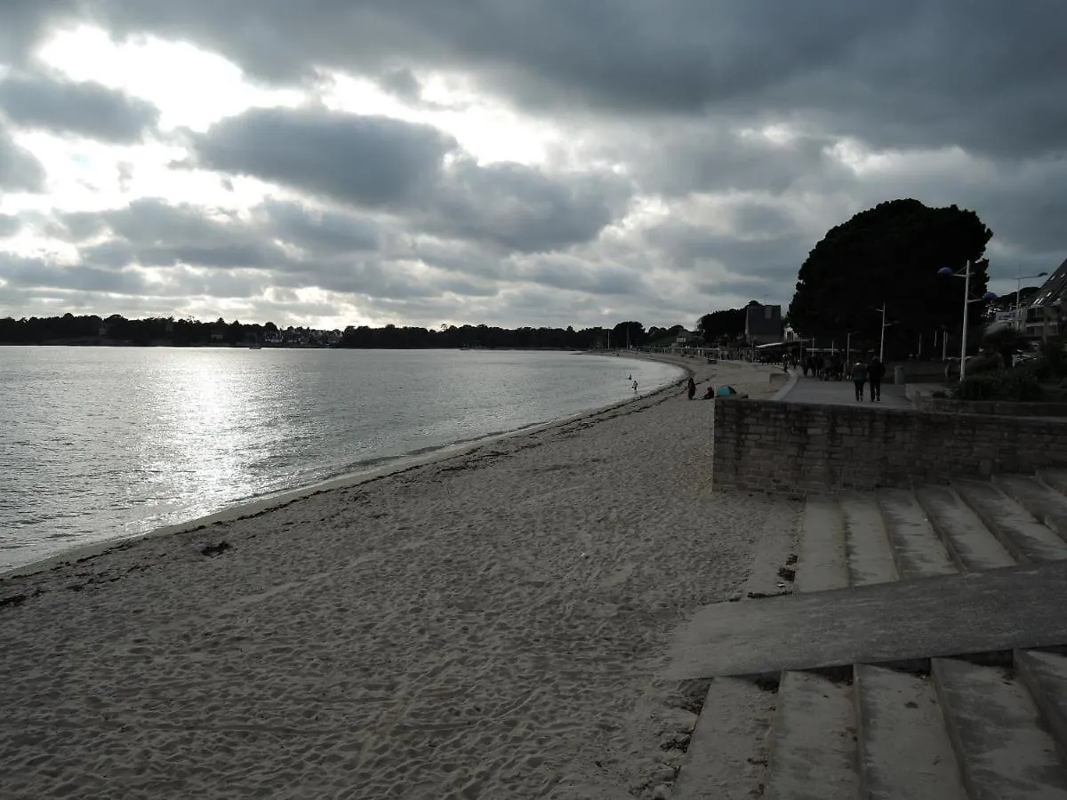 Corniche De La Plage Classe 3 Etoiles カンペール 0*,