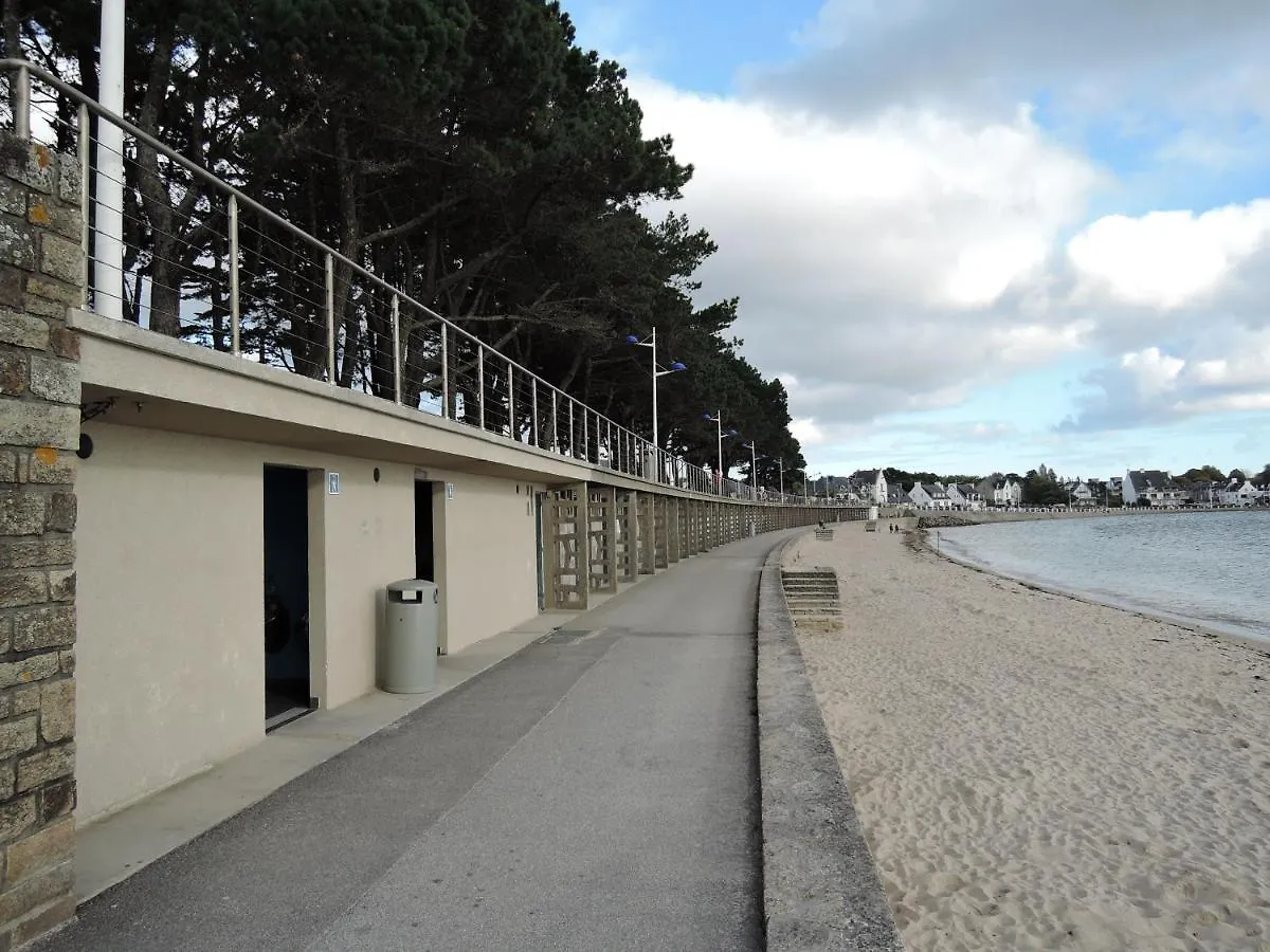 Corniche De La Plage Classe 3 Etoiles カンペール フランス